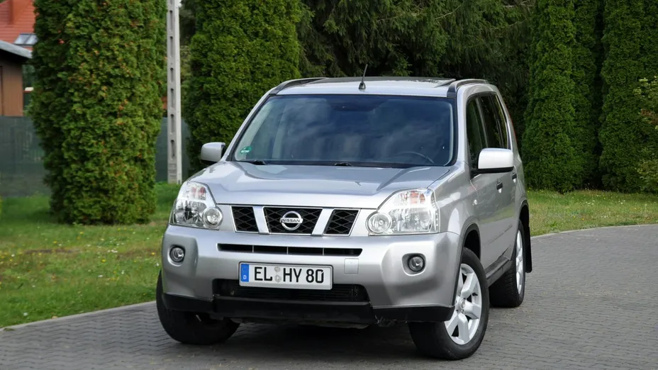 NISSAN X-Trail -
