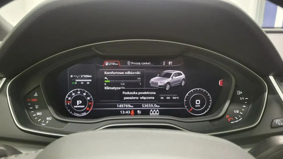 AUDI Q5 -