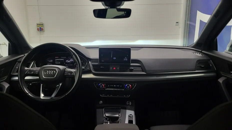 AUDI Q5 -
