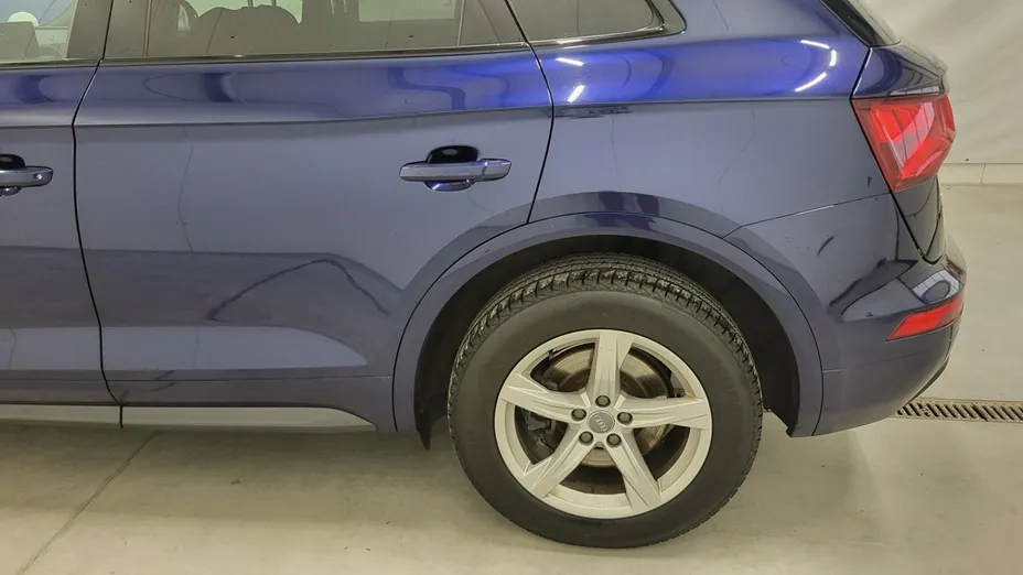AUDI Q5 -