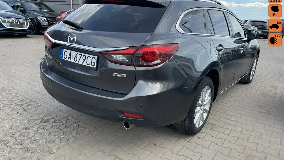MAZDA 6 -
