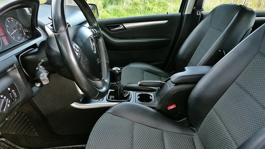 MERCEDES-BENZ A Klasa -