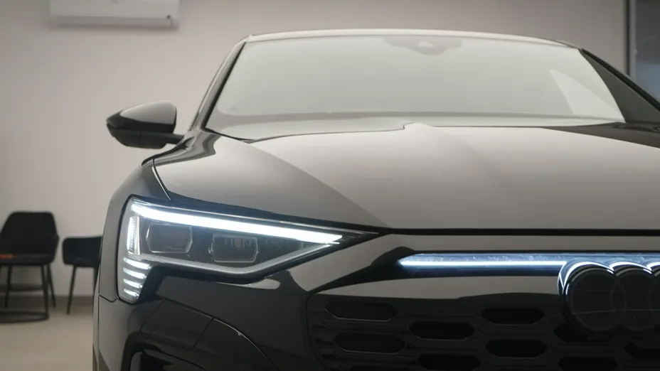 AUDI Q8 Sportback e-tron -