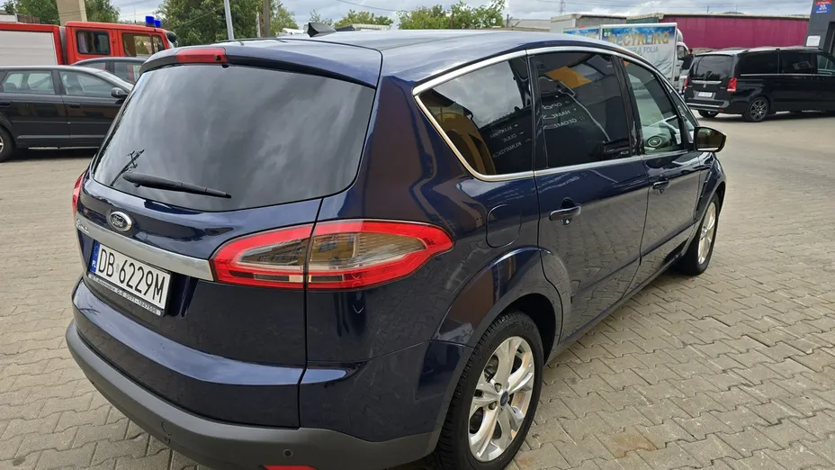 FORD S-MAX -