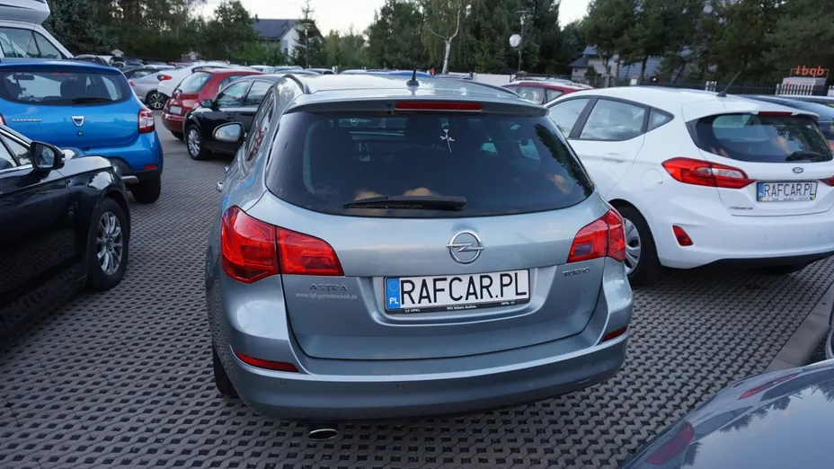OPEL Astra -