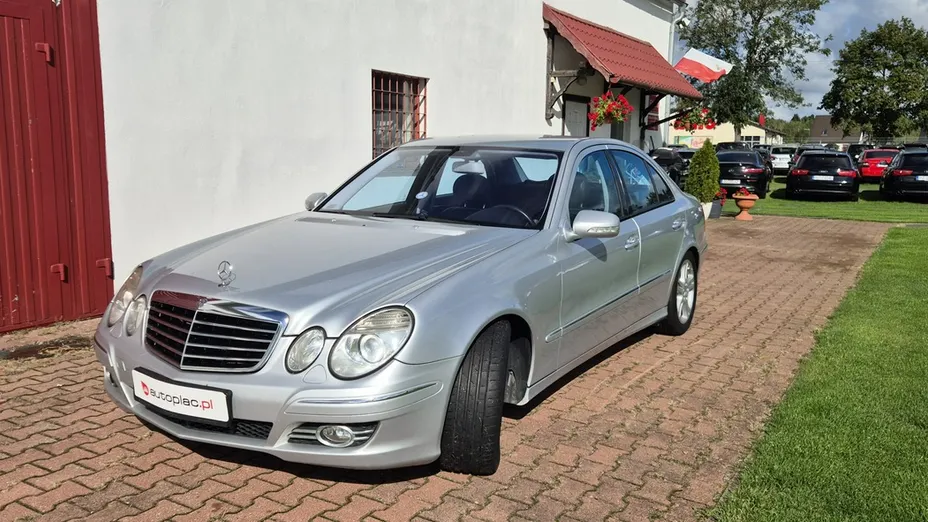 MERCEDES-BENZ E Klasa -