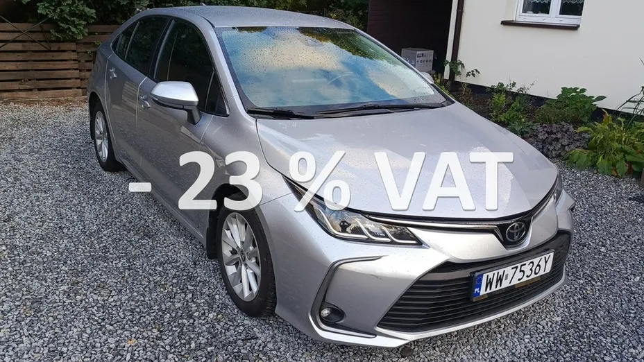 TOYOTA Corolla -