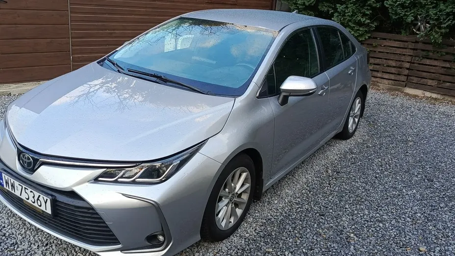 TOYOTA Corolla -