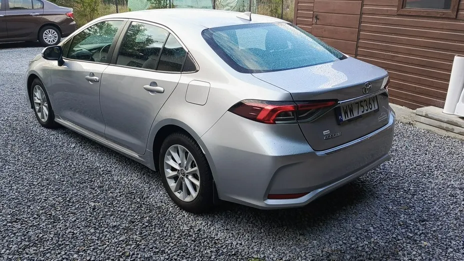 TOYOTA Corolla -