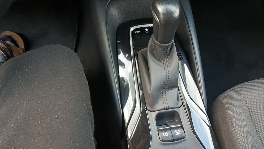 TOYOTA Corolla -
