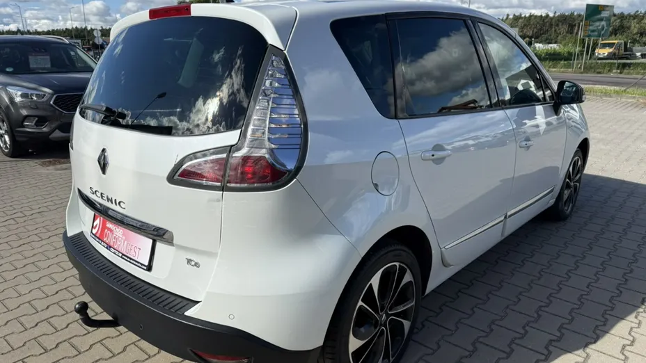 RENAULT Scenic -