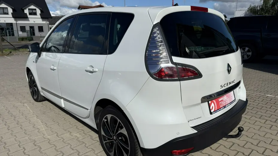 RENAULT Scenic -