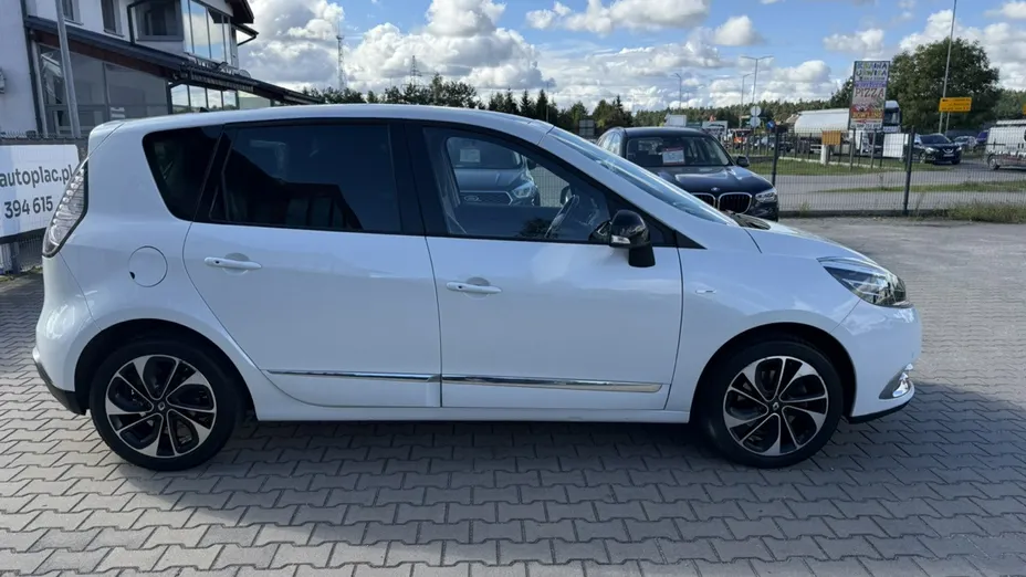 RENAULT Scenic -