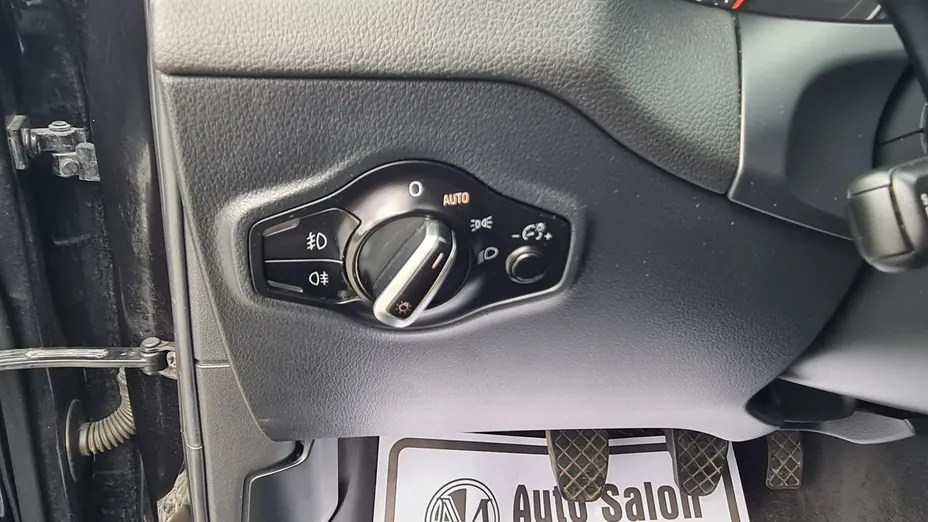 AUDI Q5 -