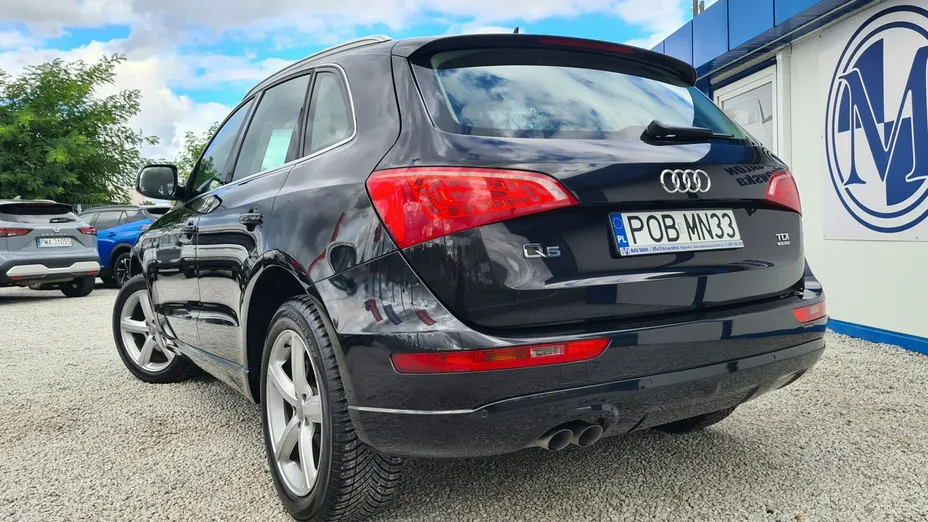 AUDI Q5 -