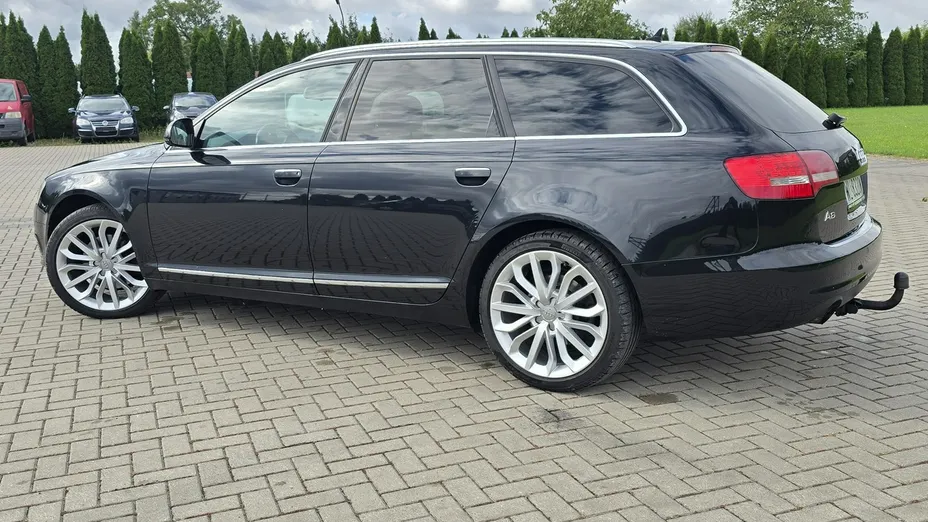 AUDI A6 Avant -
