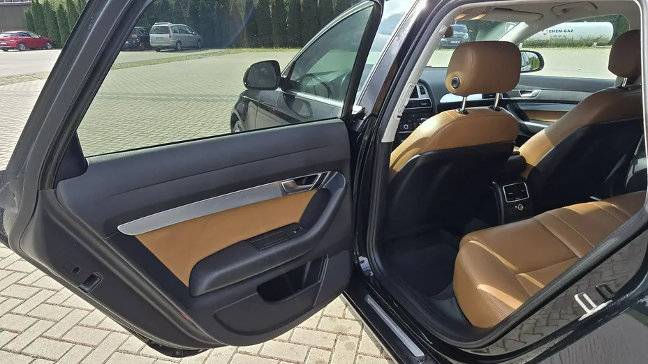 AUDI A6 Avant -