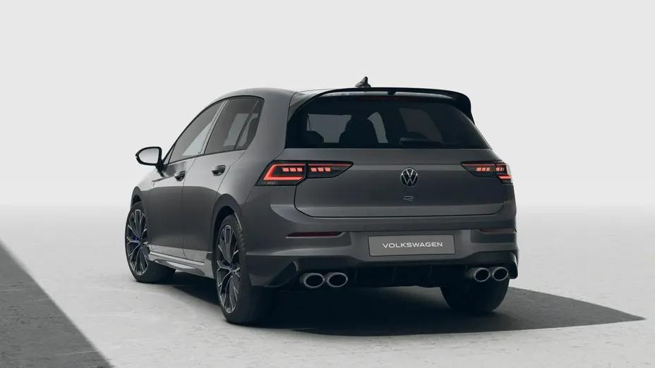 VOLKSWAGEN Golf -
