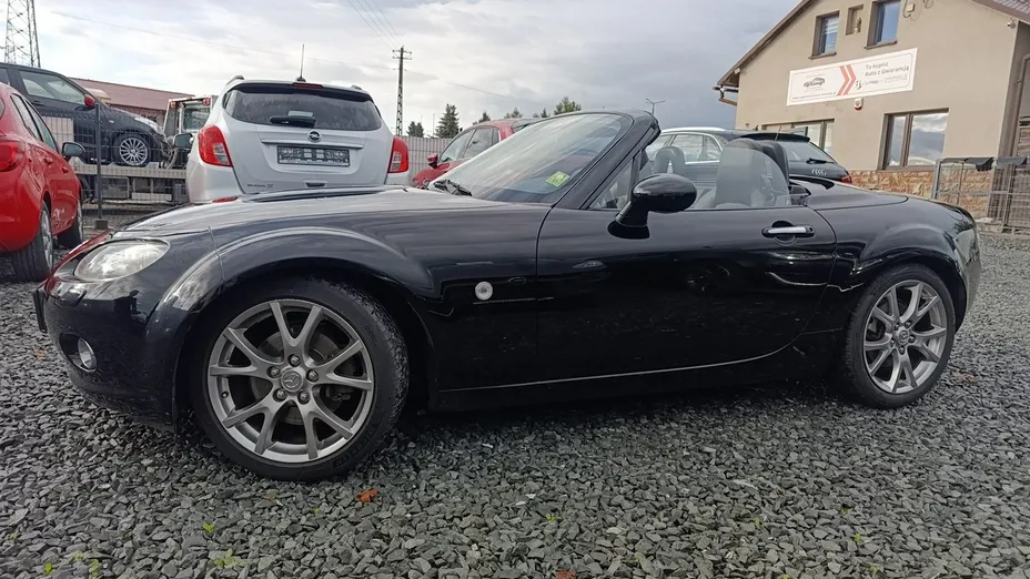 MAZDA MX-5 -
