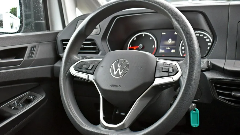 VOLKSWAGEN Caddy -