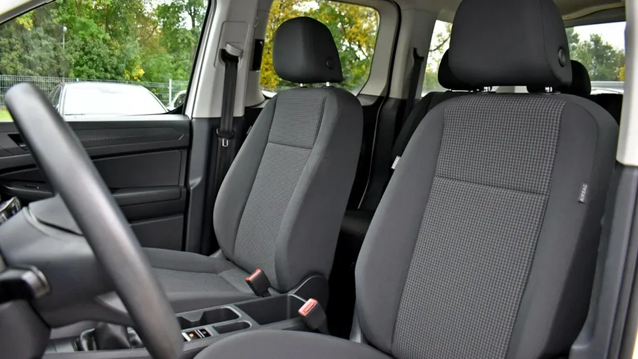 VOLKSWAGEN Caddy -