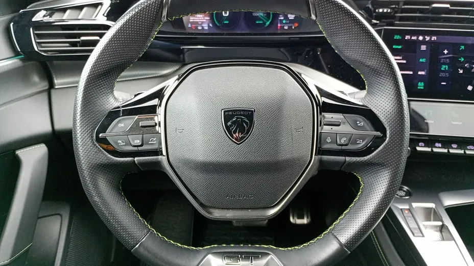 PEUGEOT 308 -