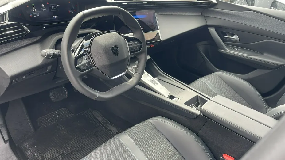 PEUGEOT 308 -