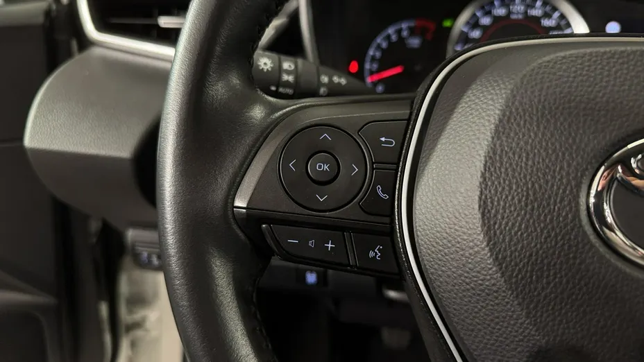 TOYOTA Corolla -