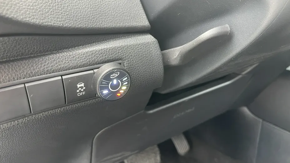 TOYOTA Corolla -
