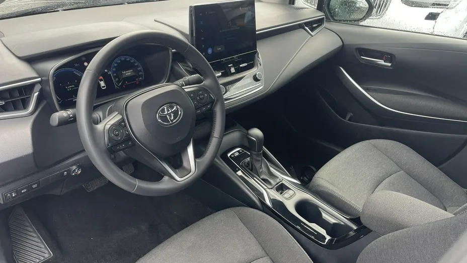 TOYOTA Corolla -