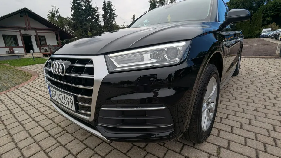 AUDI Q5 -