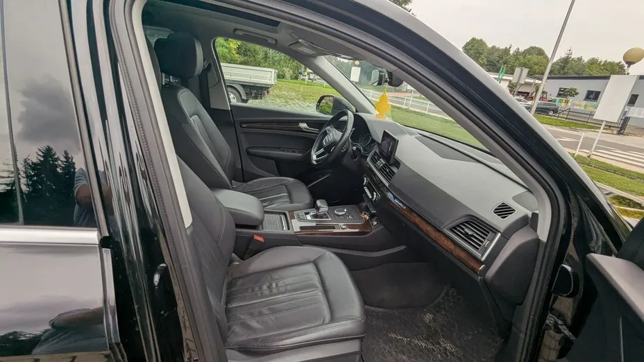 AUDI Q5 -