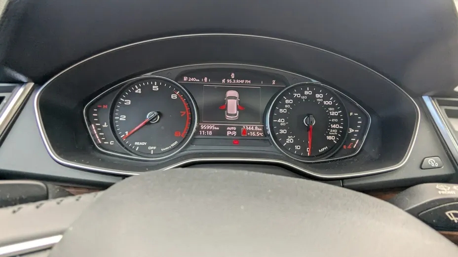 AUDI Q5 -