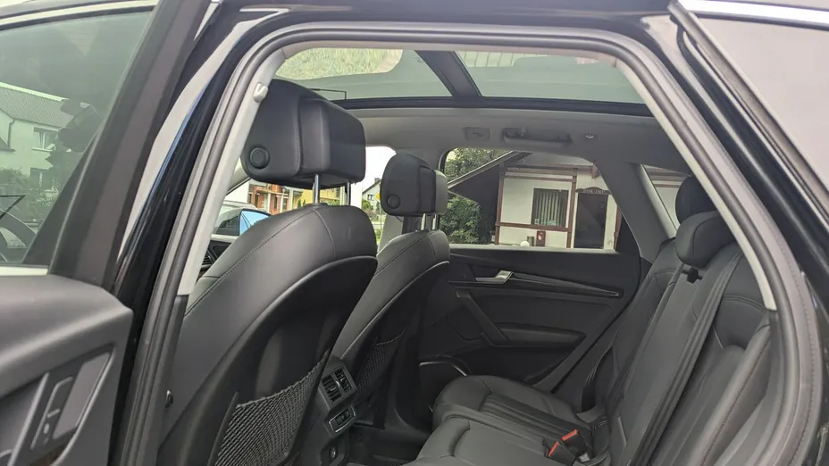 AUDI Q5 -