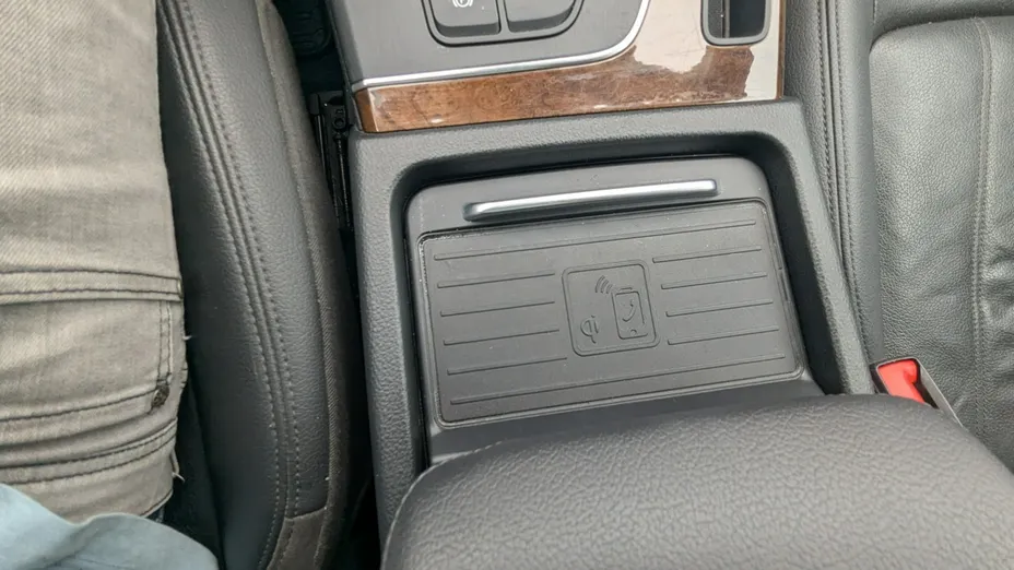 AUDI Q5 -