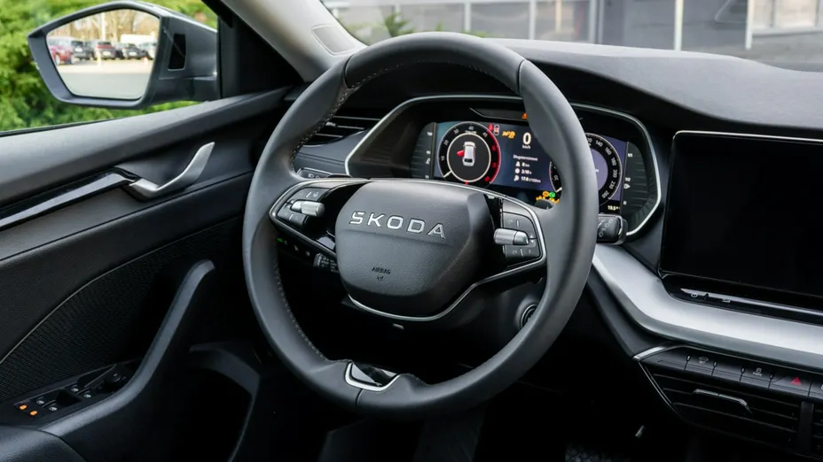 SKODA Octavia -