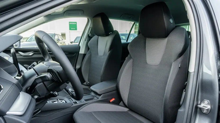 SKODA Octavia -