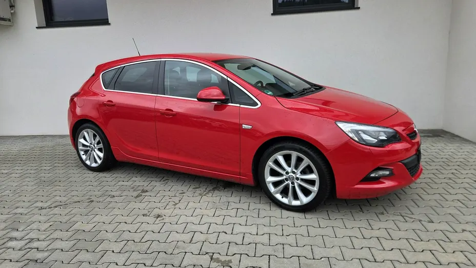 OPEL Astra -