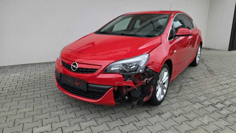 OPEL Astra -