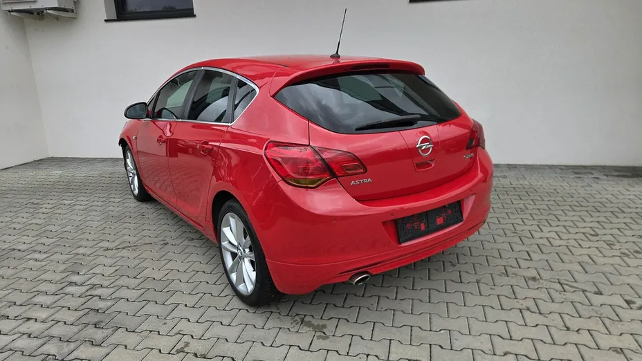 OPEL Astra -