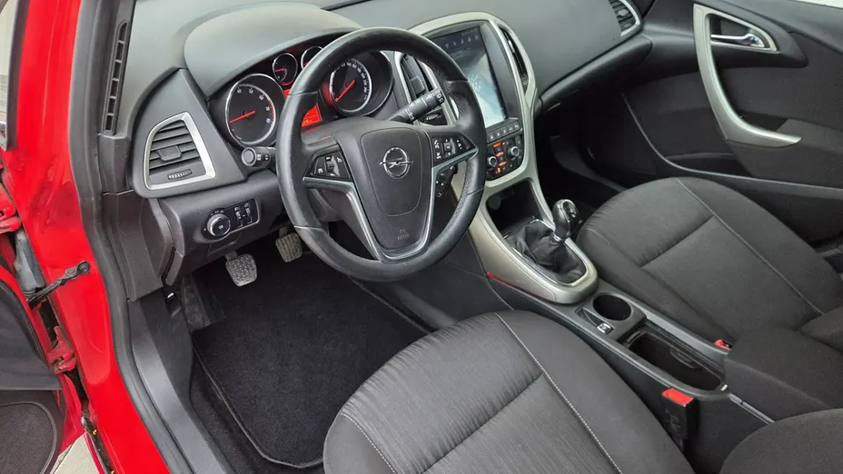 OPEL Astra -