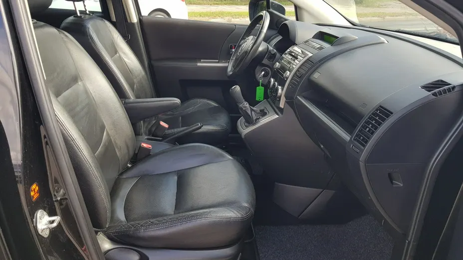 MAZDA 5 -