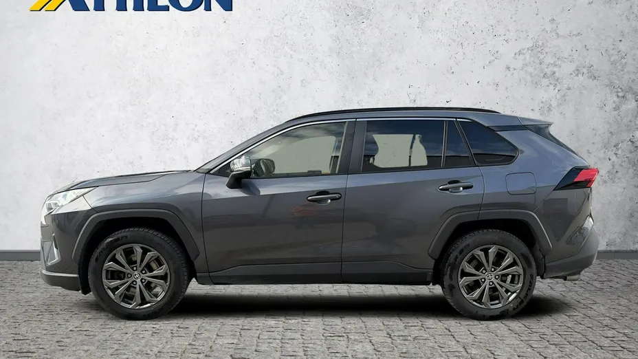 TOYOTA RAV4 -