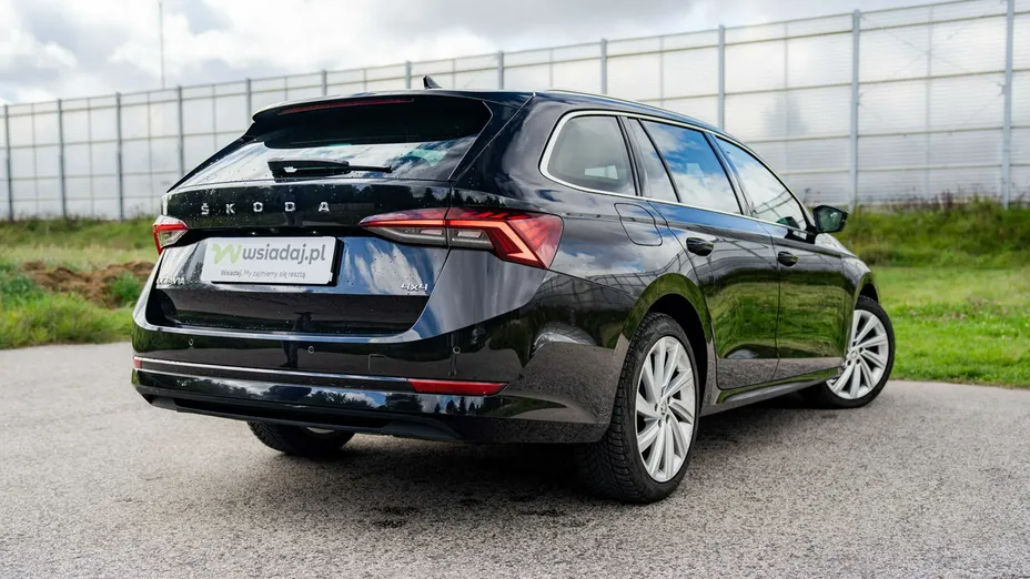 SKODA Octavia -