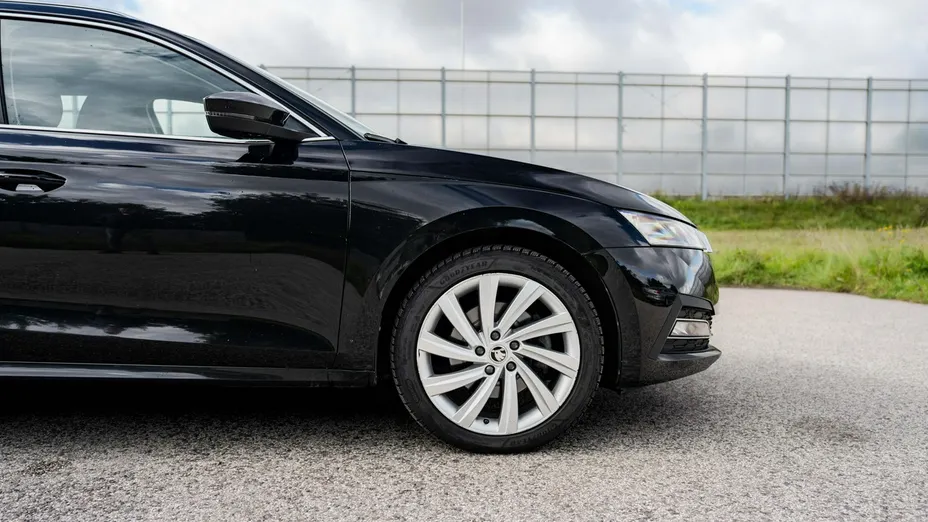 SKODA Octavia -