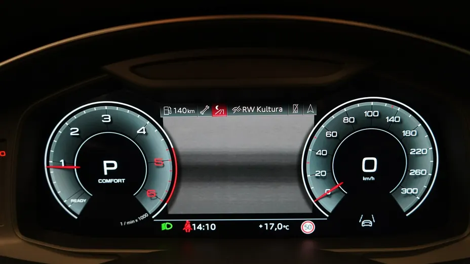 AUDI A6 -