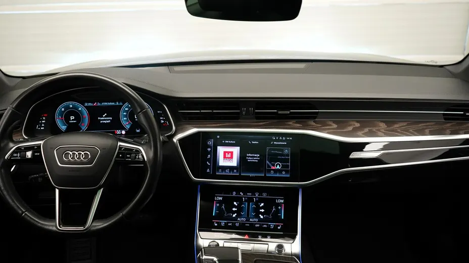 AUDI A6 -