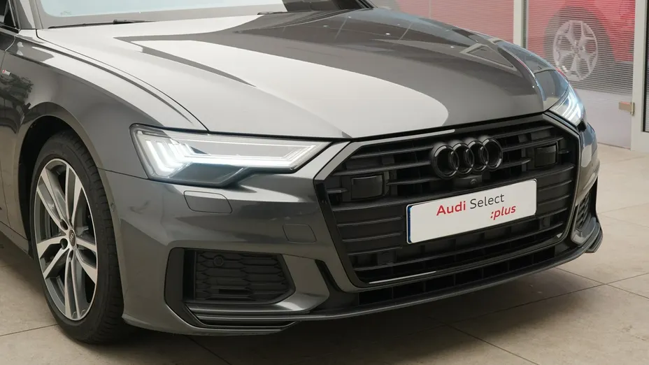 AUDI A6 -