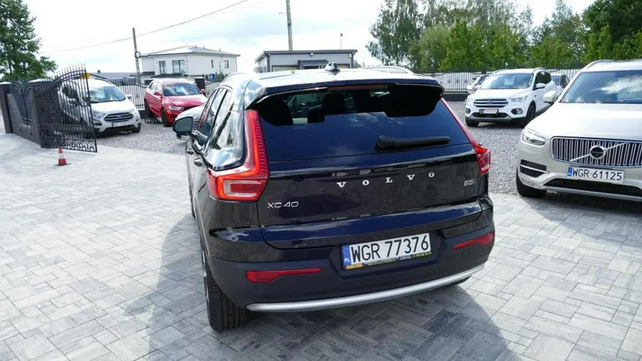 VOLVO XC40 -
