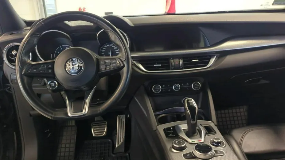 ALFA ROMEO Stelvio -